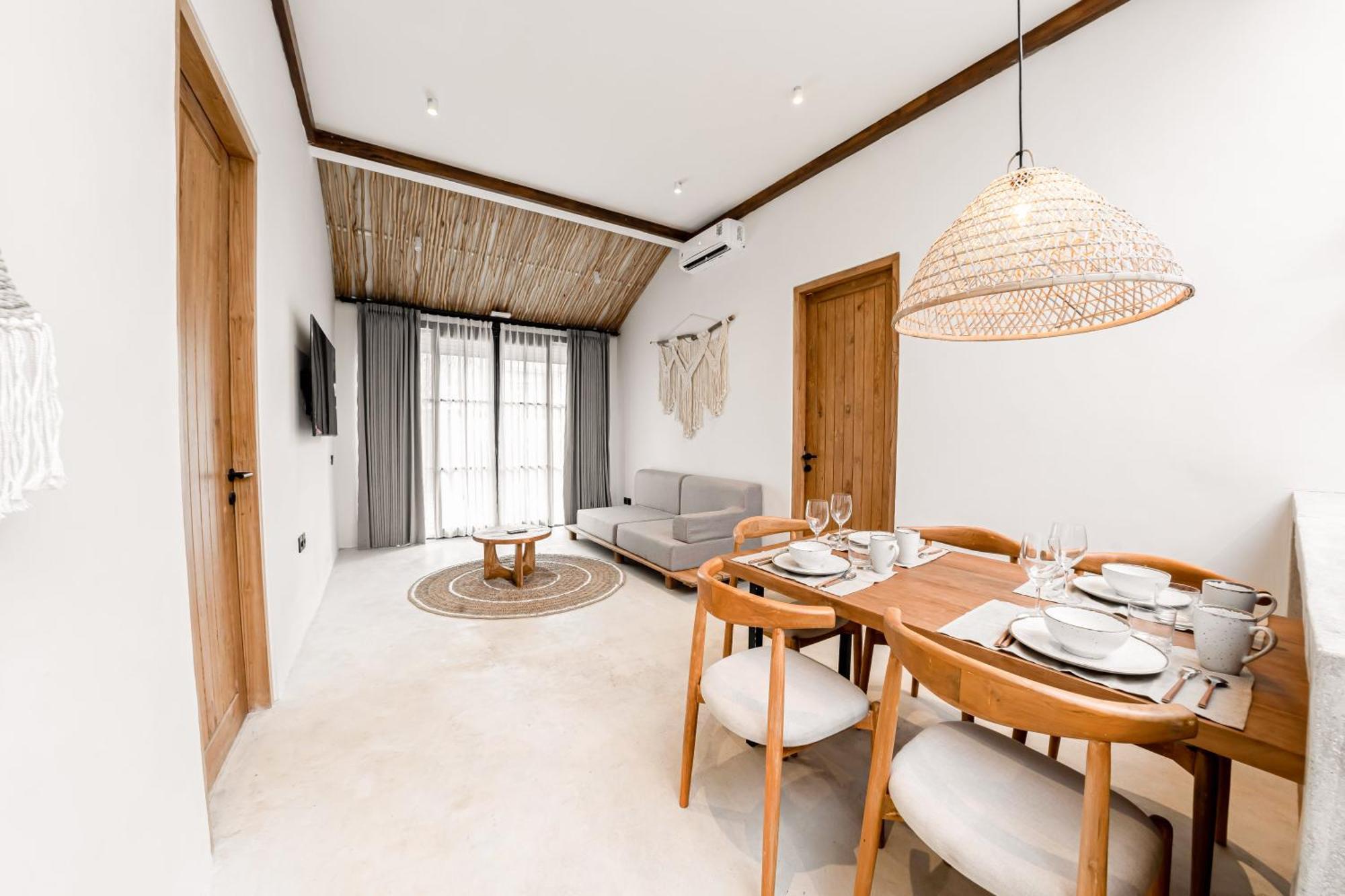 Hijau By Evdekimi - Charming 2br Escape With Pool, Outdoor Lounge, Lush Garden - Long Extras Villa Ubud
