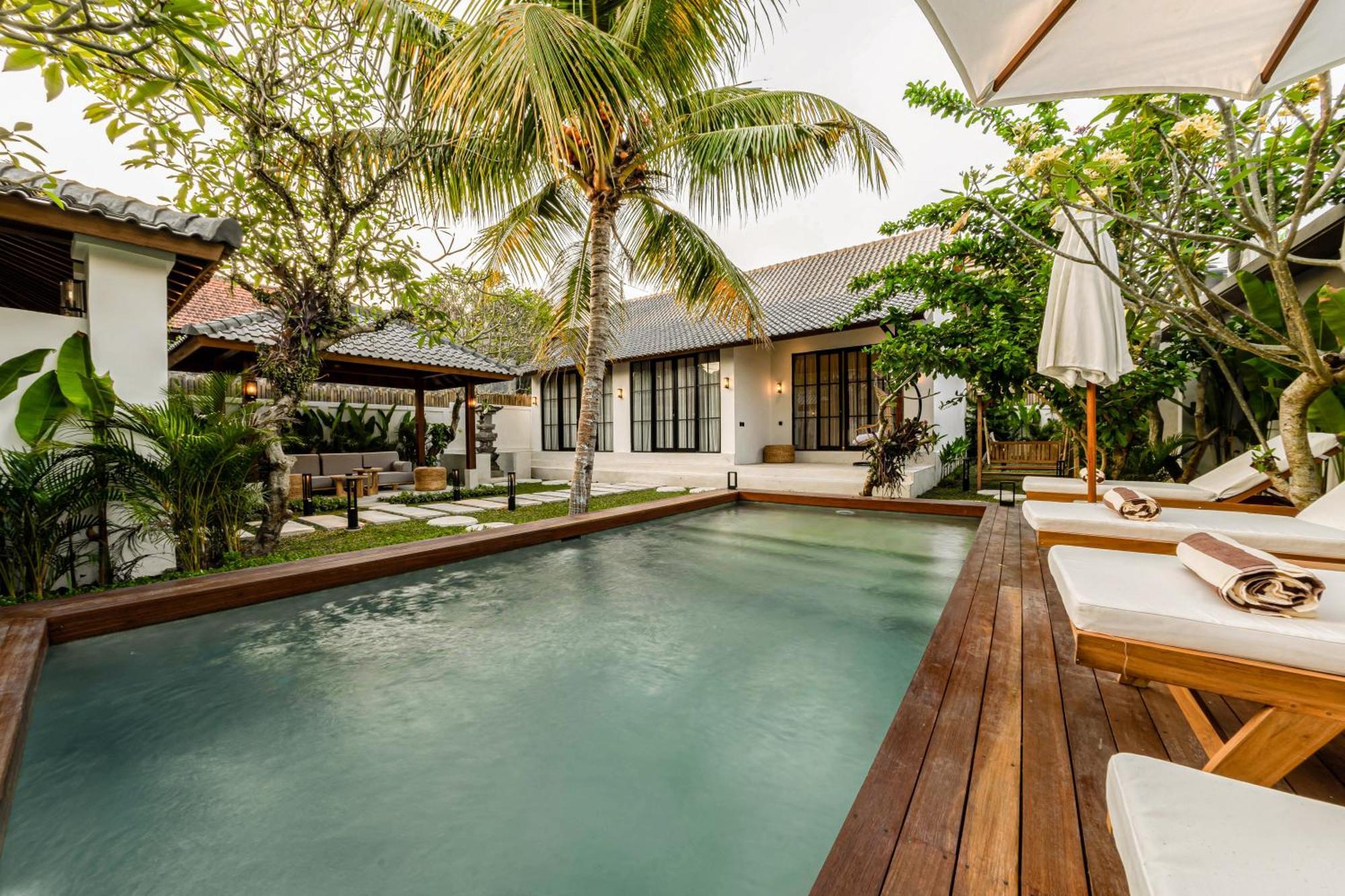 Hijau By Evdekimi - Charming 2br Escape With Pool, Outdoor Lounge, Lush Garden - Long Extras *