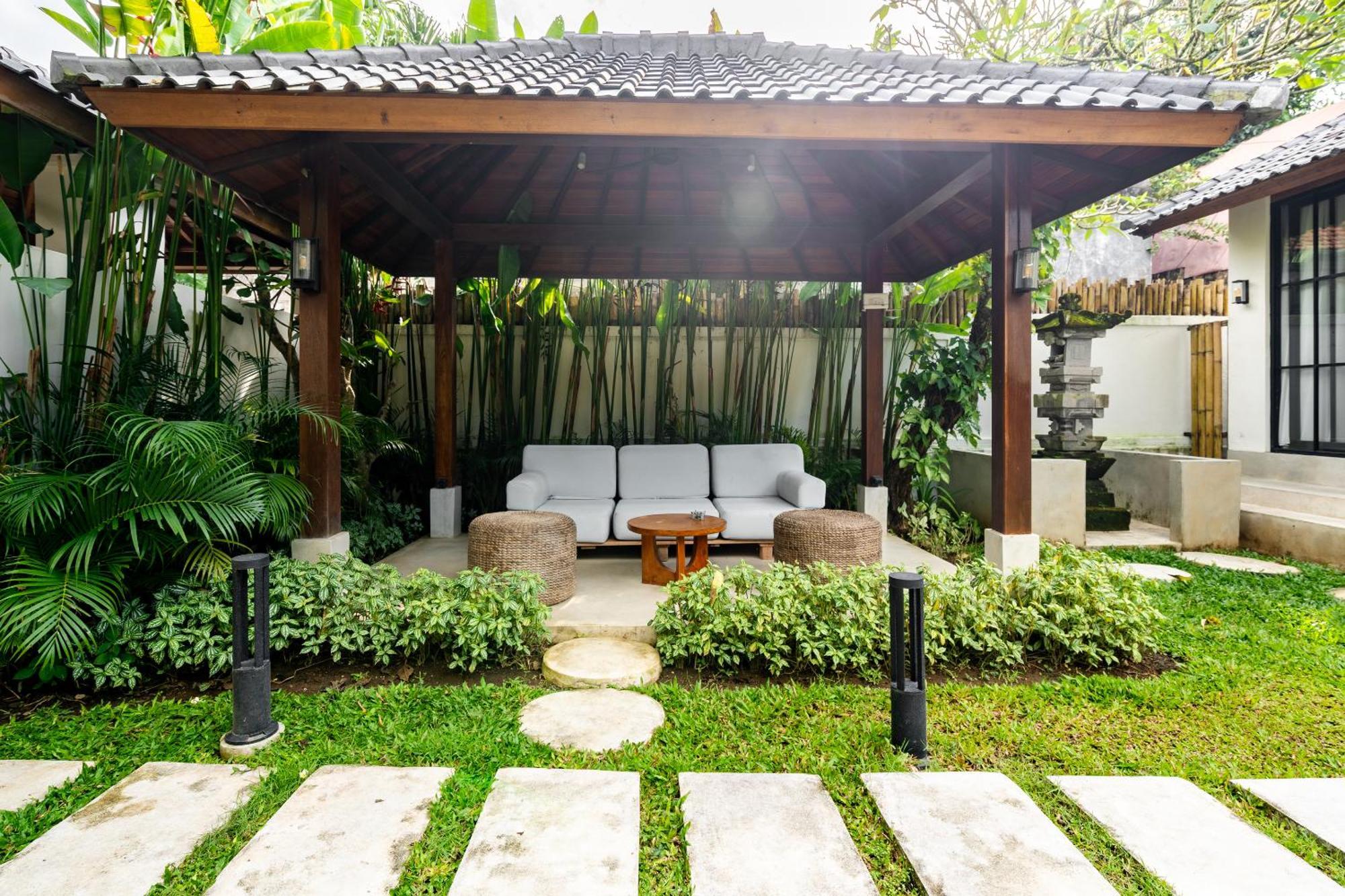 Hijau By Evdekimi - Charming 2br Escape With Pool, Outdoor Lounge, Lush Garden - Long Extras Villa *